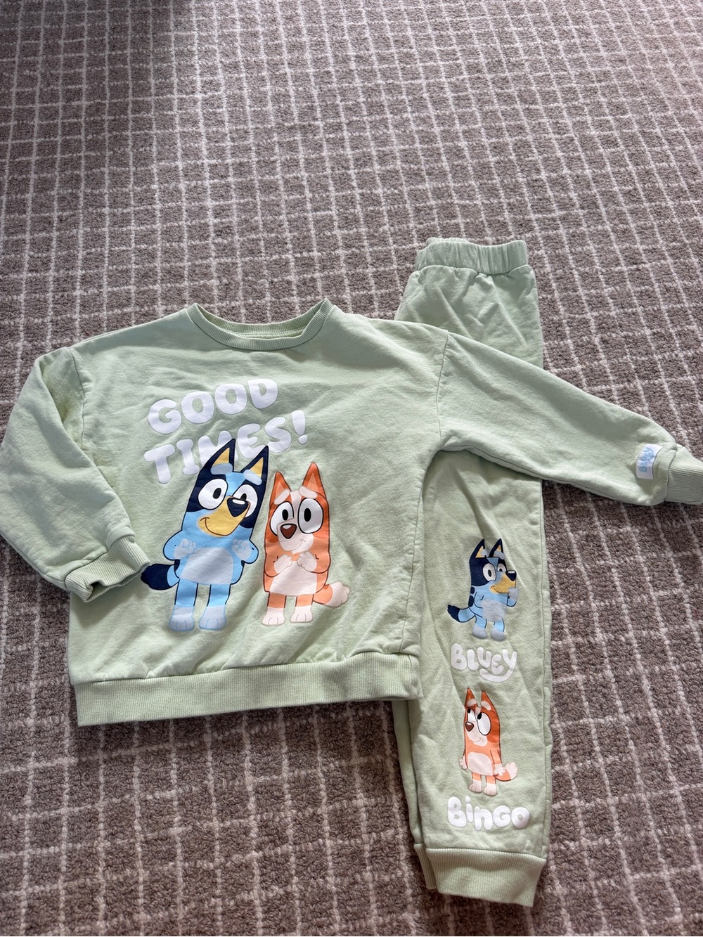 Light Green Kids Pajama Set with Bluey & Bingo Characters
